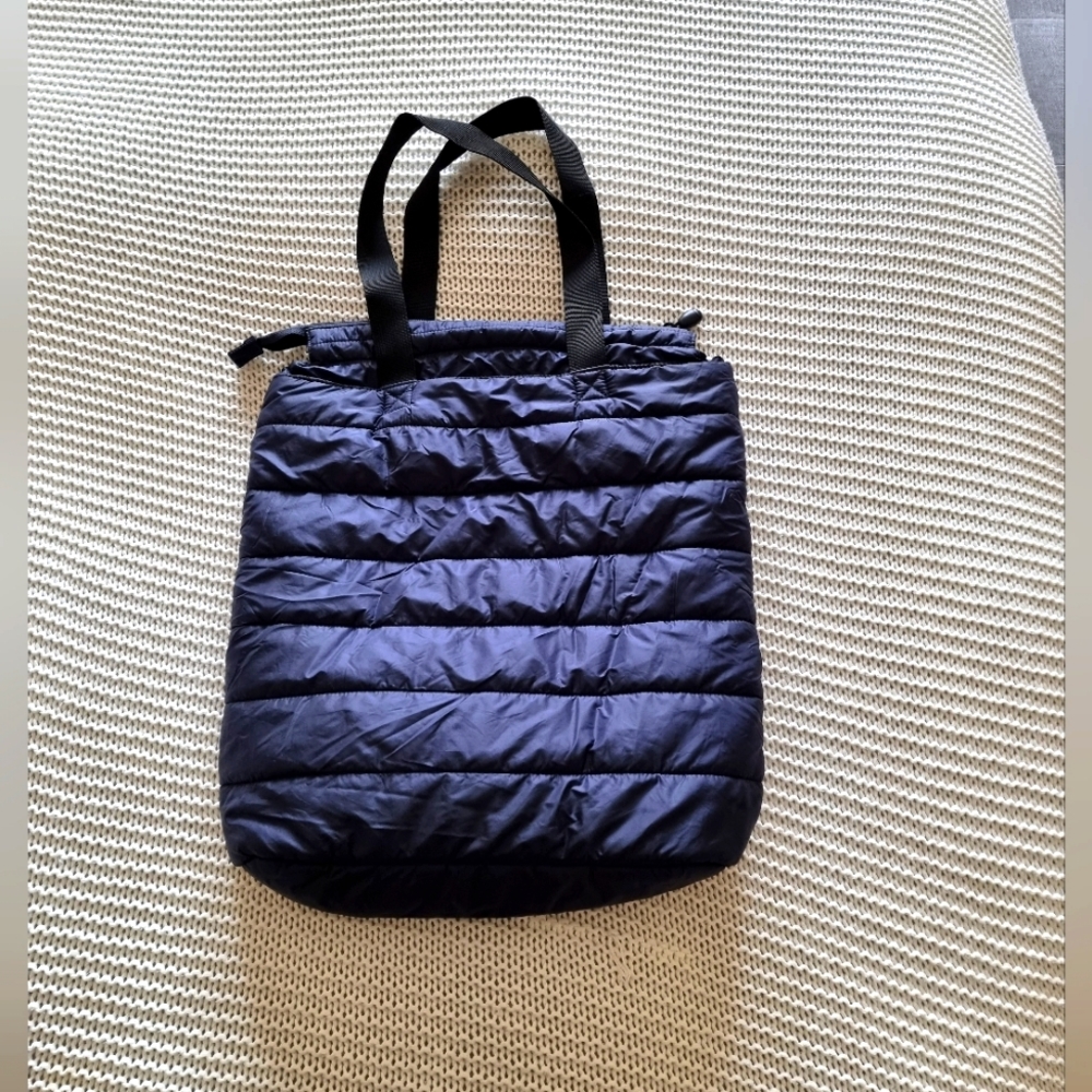 Uniqlo pocket tote bag
